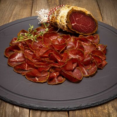 Терракота 19. Сушёная телятина в Линдерхоф по цене 995 ₽