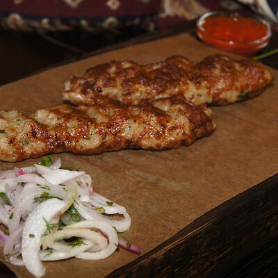 Люля кебаб из баранины в FastШашлык и Хинкали по цене 400 ₽