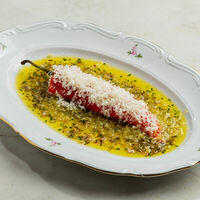 Перец рамиро с брынзой и пармезаном в Nomad