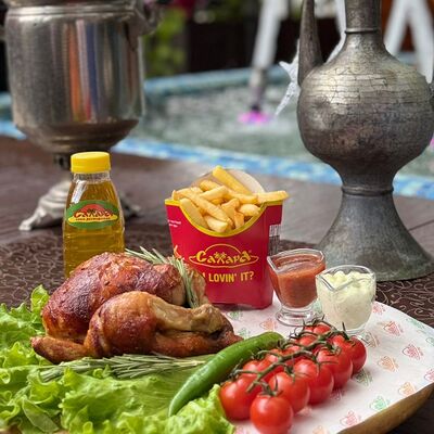 Курица Гриль с лавашом, свежие овощи, острый стручковый перец, 2 вида соусов, Щербет Сахара в Сахара по цене 1099 ₽