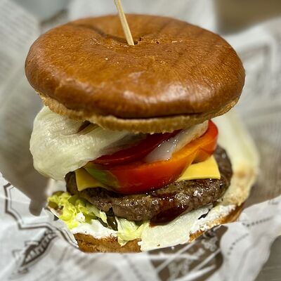 Огненный бургер (жарим на углях) в FIRE ON WHEELS по цене 790 ₽