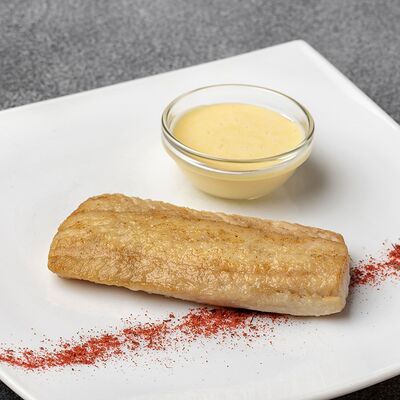 Судак с соусом голондез в Лукоморье по цене 640 ₽