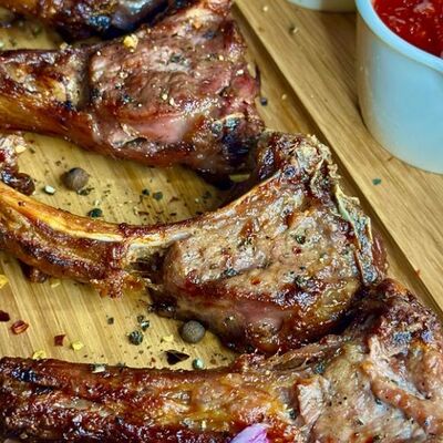 Каре баранье в У Карена по цене 1440 ₽