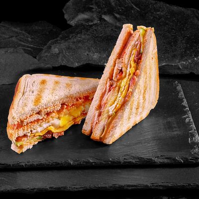 Клаб-сэндвич в Джамбо по цене 370 ₽