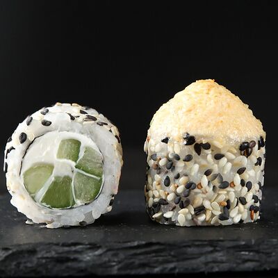 Чикен ролл запеченныйв Loca Pizza по цене 750 ₽