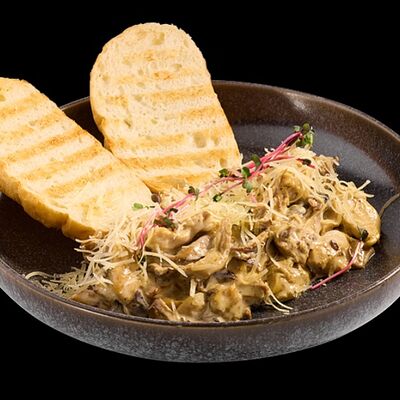 Жюльен из курицы с грибами в Августин по цене 590 ₽