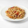 Лапша пшеничная Удон с курицей и овощами в Dobro кофе по цене 550