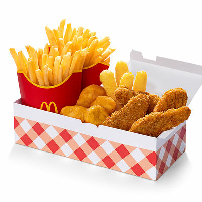 Большой Снэк Бокс со Стрипсами в Макдоналдс по цене 389 ₽