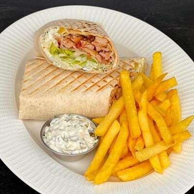 Бедро куриное с овощами в лавашев Berberry & ptichka по цене 600 ₽