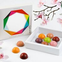 Конфеты подарочные в наборе Origami X ассорти из 7 вкусов в Origami Chocolate