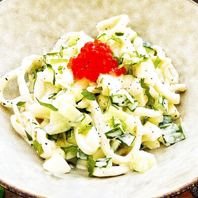 Салат с кальмаром в Место Про Тесто по цене 315 ₽