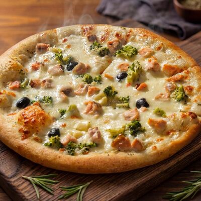 Пицца с красной рыбой в Мама Испекла по цене 890 ₽