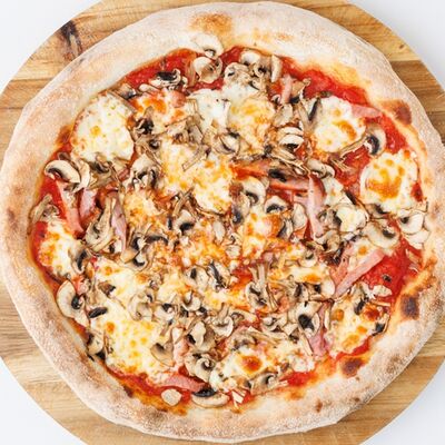 Ветчина-грибы в Стрит Фуд по цене 1100 ₽