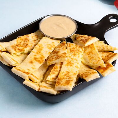 Тостадас с сыром и чесноком в BroS BurritoS по цене 320 ₽