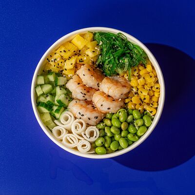 Поке с креветкойв Yeti по цене 650 ₽