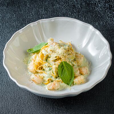 Феттуччине с креветками в Florentini City Café по цене 990 ₽