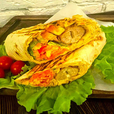 Кебаб-Шаурма Мангал в сырном лаваше в WORLD MANGAL CLUB по цене 675 ₽