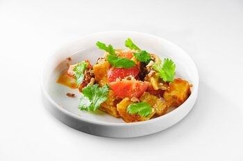 Салат с баклажанами и томатами в Панда Маркет по цене 429 ₽