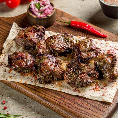 Шашлык из телятины с чабрецом в Halal Grill по цене 1340 ₽