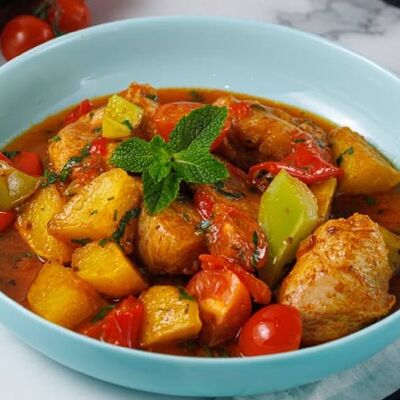 Жаркое с курицейв Узбекская кухня 24 часа по цене 587 ₽