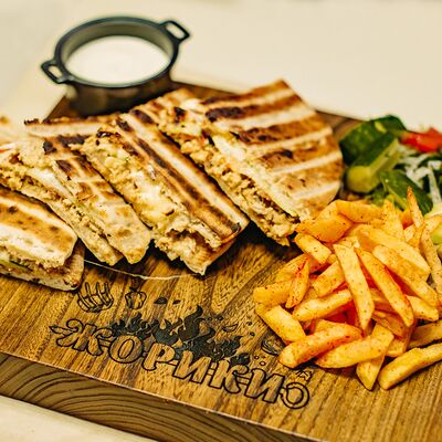 Скепасти со свининой в Жорики кухня на углях по цене 780 ₽