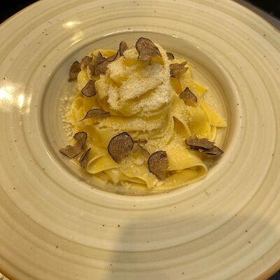 С трюфелем фреска в Pizza Volante по цене 1410 ₽