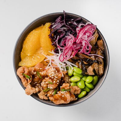 Поке Имбирная курица стандарт в Wave California Poke по цене 520 ₽