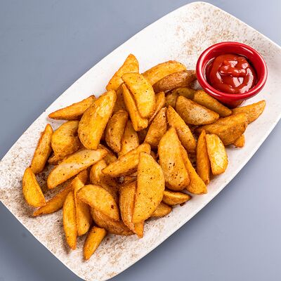 Картофель по-деревенски с соусом в MARMARIS RESTAURANT по цене 490 ₽