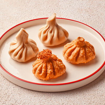 Хинкали с говядиной и свининой в Хачапури выпечка и вино по цене 100 ₽