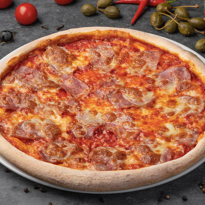 Пицца Пепперони в Пицца Паста Гриль и Пивбар по цене 890 ₽