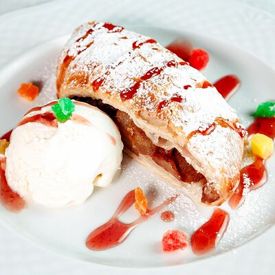 Штрудель яблочный в Отдых по цене 230 ₽