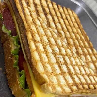 Сэндвич с авокадов Настроение вкуса ФАСТФУД по цене 576 ₽
