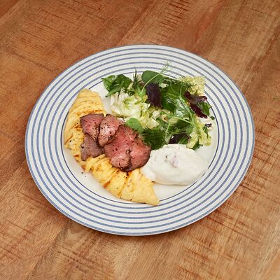 Завтрак с омлетом и ростбифом в Кофейня Горошек по цене 950 ₽