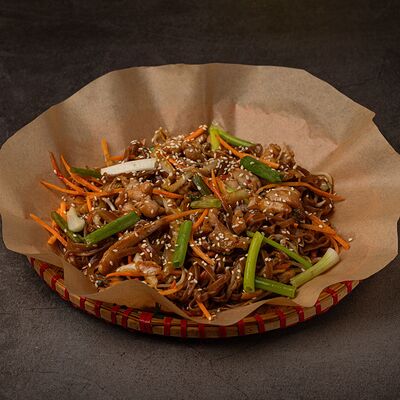 Ми Ден Сао Га в Мистер Ки Pho Bo и Бабл чай по цене 550 ₽