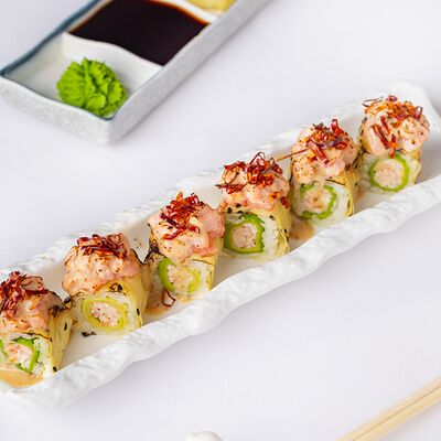 Ролл тартар из лосося в маменори в Leto по цене 1630 ₽