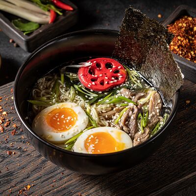 Рамен с уткой по-пекински в Лапша и Утка по цене 790 ₽