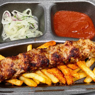 Люля-кебаб Говядина с бараниной и фри в Шашлык Пикник по цене 520 ₽