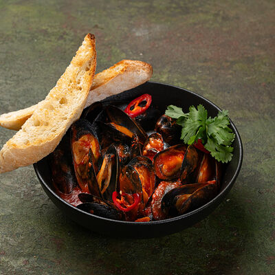 Мидии в томатном соусе в Бай Тай по цене 990 ₽