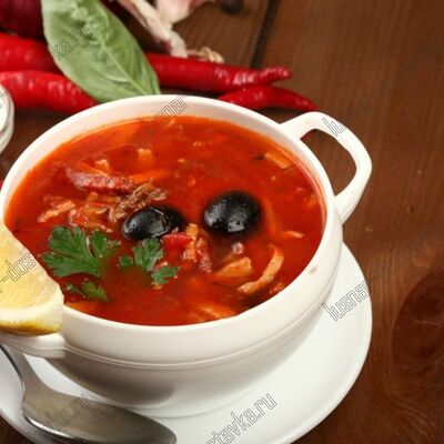 Солянка сборнаяв Вкусно и сытно по цене 490 ₽