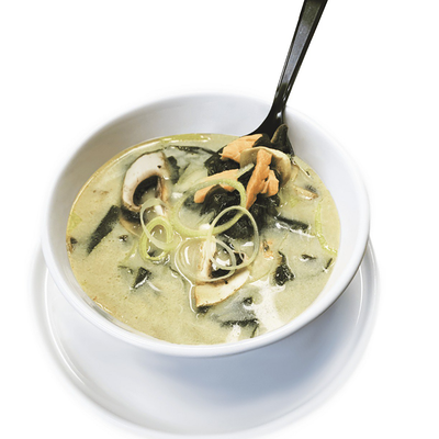 Суп сливочный с лососем в Япончик по цене 345 ₽