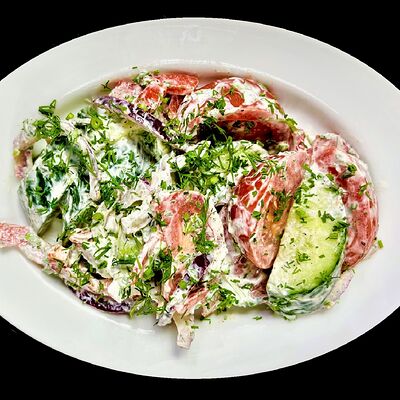 Салат Летний со сметаной в Тбилиси по цене 649 ₽