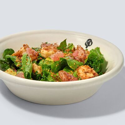 Салат с креветками и помело в Masa Madre по цене 1150 ₽