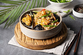 Тяхан с морепродуктами в SushiKent по цене 830 ₽