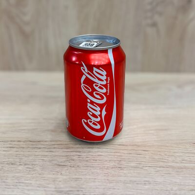 Coca-Cola Classic в Френдли по цене 300 ₽