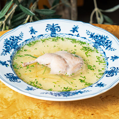 Бульон с перепелкой в Grecco по цене 590 ₽