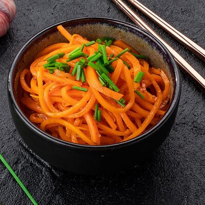 Морковь по-корейски в YUKI food по цене 176 ₽