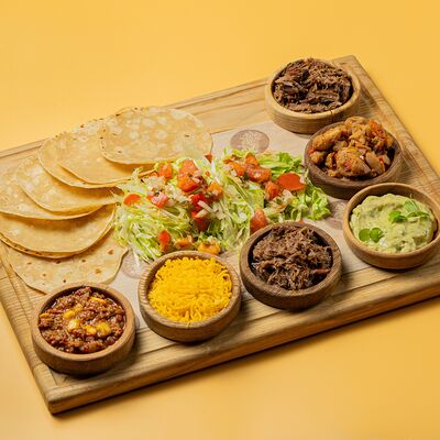 Такос-бар мясной в Cuba Libre по цене 1640 ₽