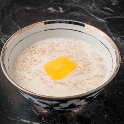 Каша овсяная в Чайхана Плов центр по цене 240 ₽