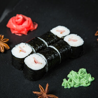 Ролл классический с беконом в Аквасуши по цене 149