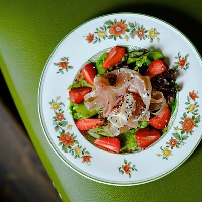 Салат с прошутто в Benedict по цене 26 р.